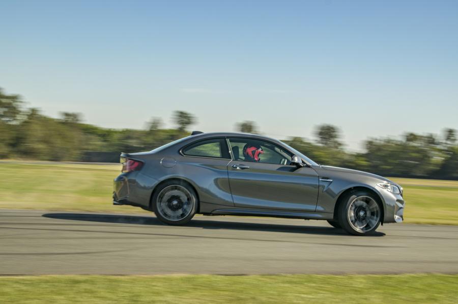  BMW M2 Coupe (F87) 2016 года  (AU) (фото 17 из 40)